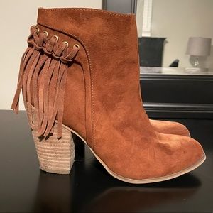 Block Heel Boots with Tassels